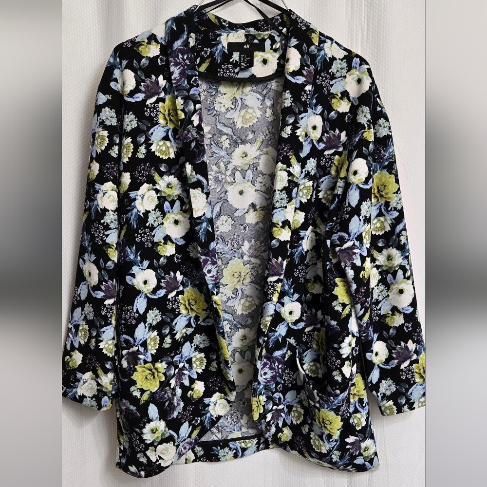 H&M Floral Blazer With Pockets